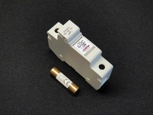 Betáprendszer tuning biztosíték (csak a biztosíték) 10x38mm
