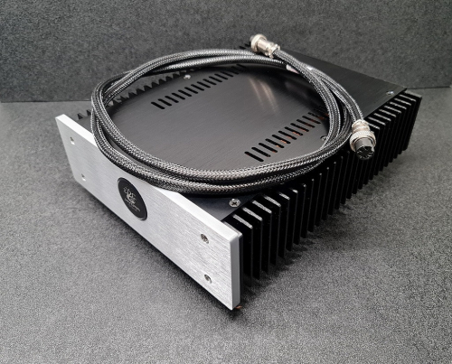 Lumin A1 Network Streamer High-End Lineáris tápegység