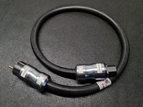 Next Energy v.2 HRC Power Cable 1Méter (104cm) 